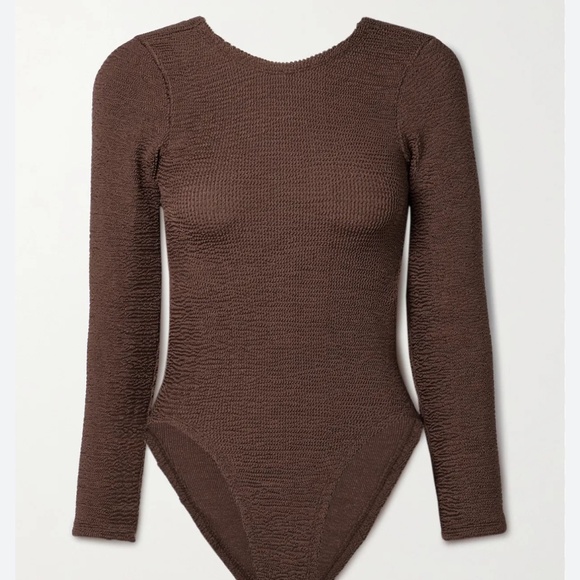 Hunza G Scarlett Cutout Seersucker Swimsuit - Picture 1 of 4
